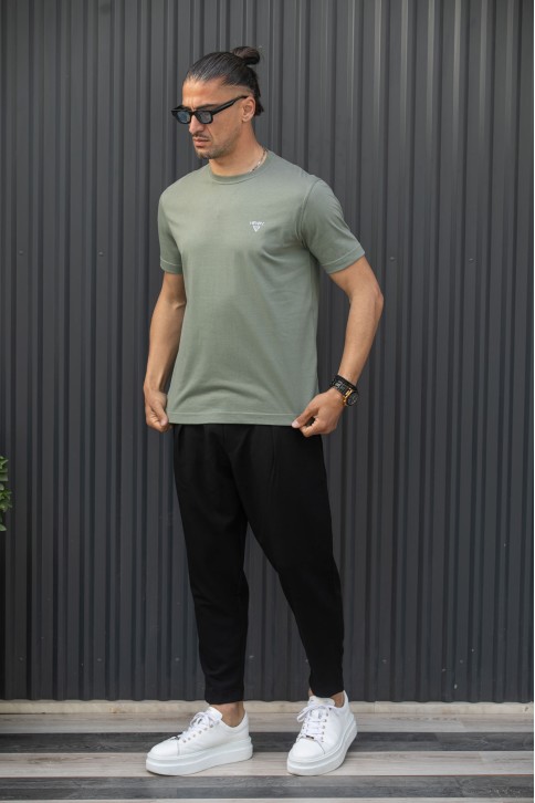 Χρώμα: ΧΑΚΙ